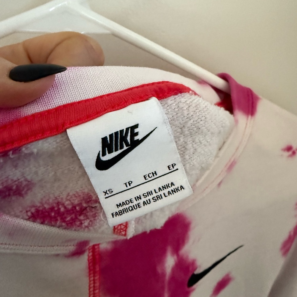 Nike Pink and White Tie-Dye Oversized Cropped Crew, Size XS - Picture 2 of 6